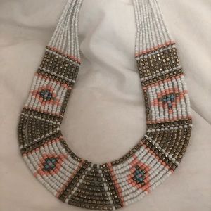 Super cute never worn beaded necklace